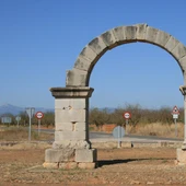 Arc Romà de Cabanes. Arc Romà de Cabanes.