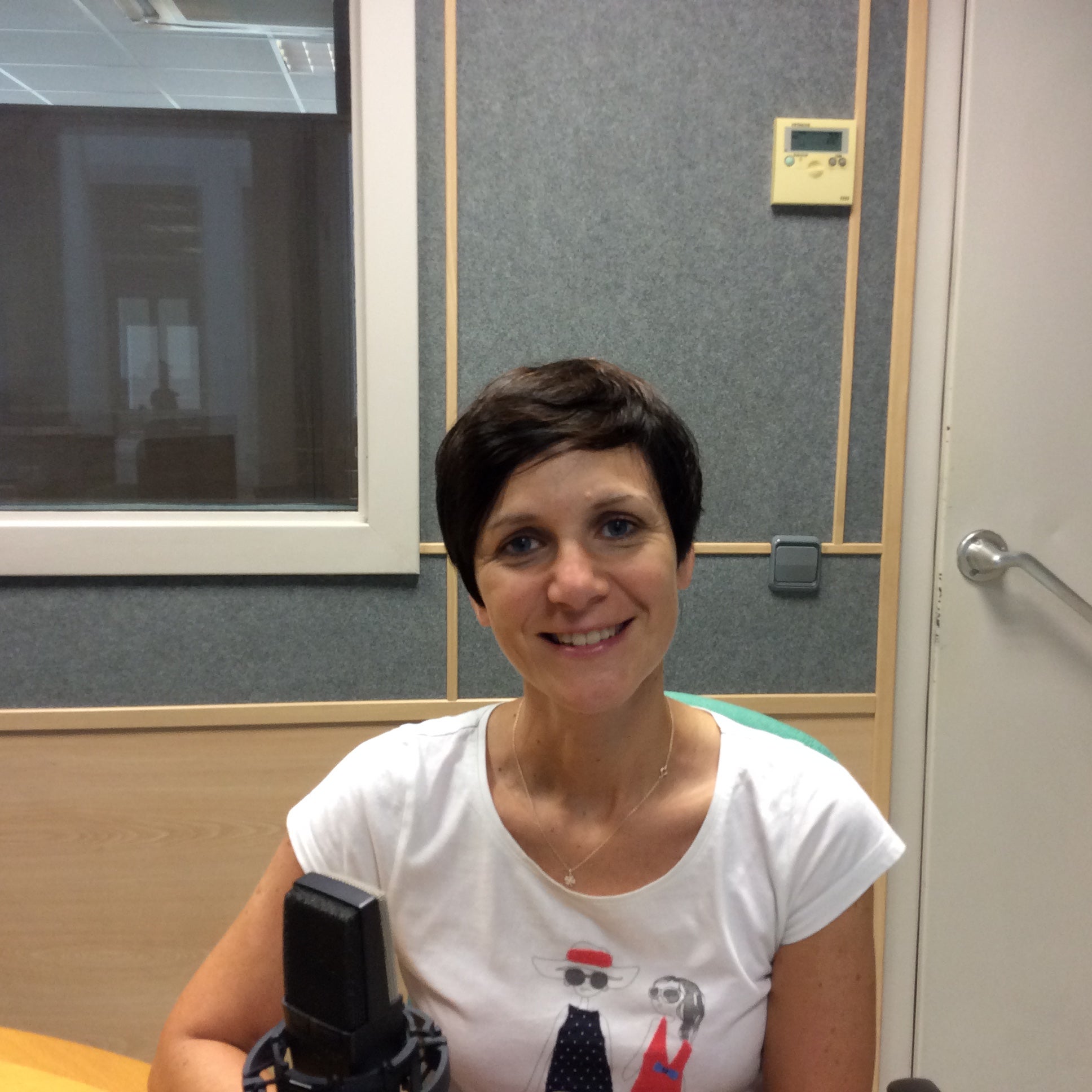 Oviedo en la Onda 06/10/2016 con Azucena Vence Oviedo en la Onda 06/10/2016 con Azucena Vence