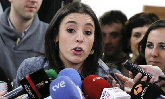 Irene Montero tacha de "machirulo" al diputado del PP que se encaró con Pablo Iglesias Irene Montero tacha de "machirulo" al diputado del PP que se encaró con Pablo Iglesias