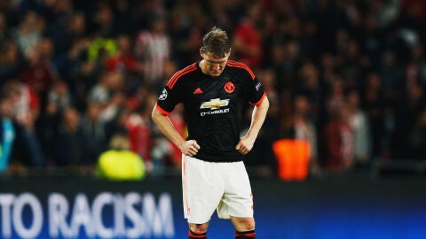 Bastian Schweinsteiger, cabizbajo