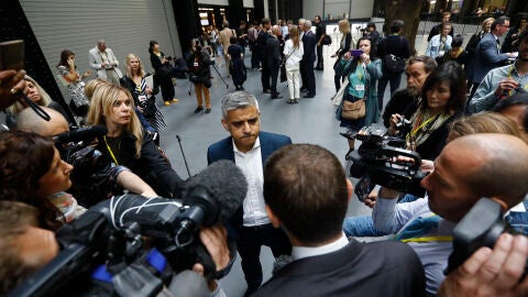 Sadiq Khan, alcalde de londres, en una comparecencia ante los medios
