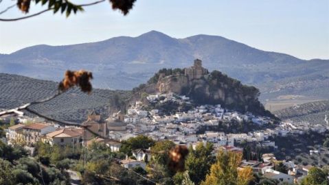 Montefr&iacute;o, el pueblo granaino con una de las mejores vistas del mundo