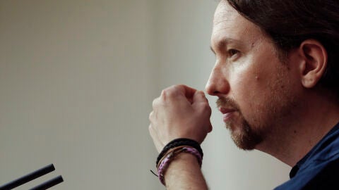 El secretario general de Podemos, Pablo Iglesias, durante una rueda de prensa