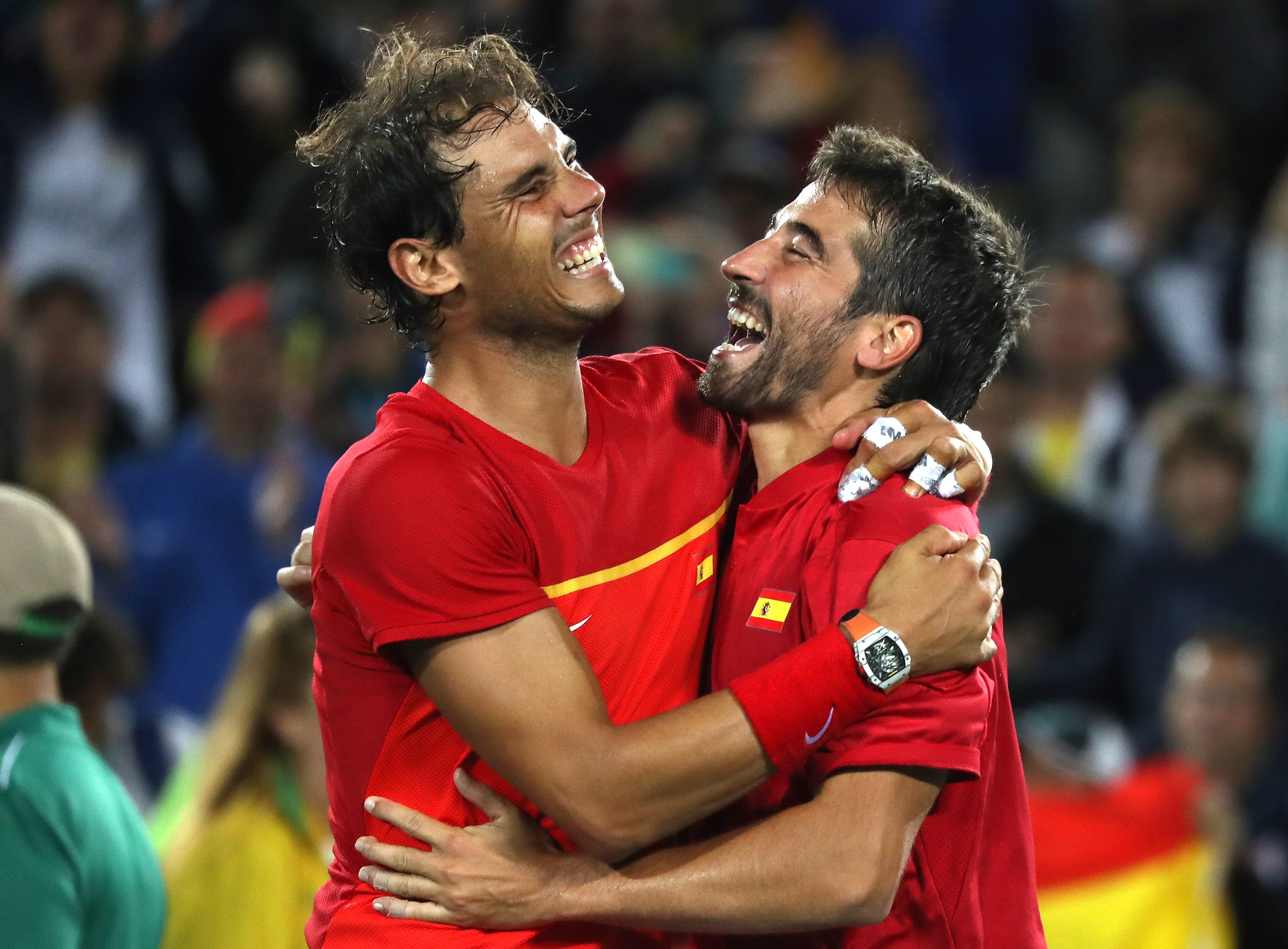 Marc López: "Claro que sufro viendo a Nadal, es muy importante este partido porque serían 19 Grand Slam" Marc López: "Claro que sufro viendo a Nadal, es muy importante este partido porque serían 19 Grand Slam"
