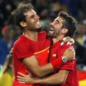 Los tenistas españoles Rafa Nadal y Marc López