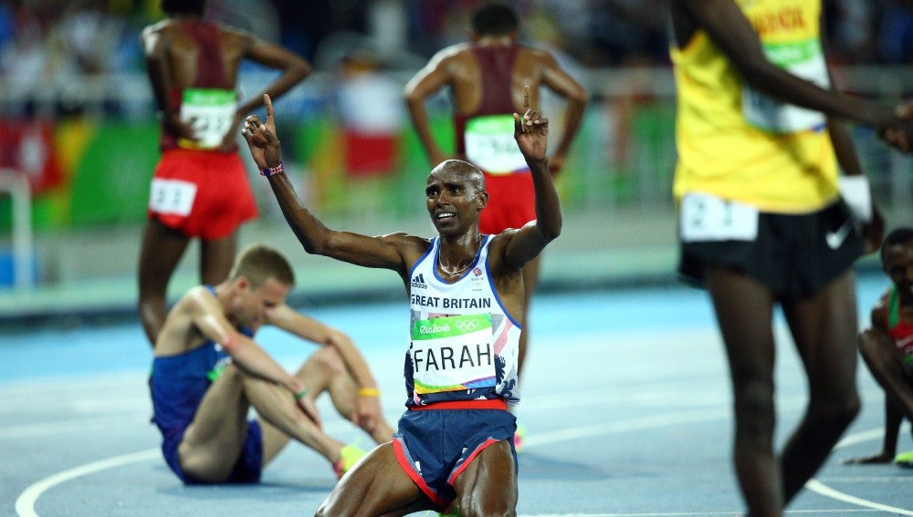 Mo Farah, tras imponerse en los 10.000 m de Río 2016
