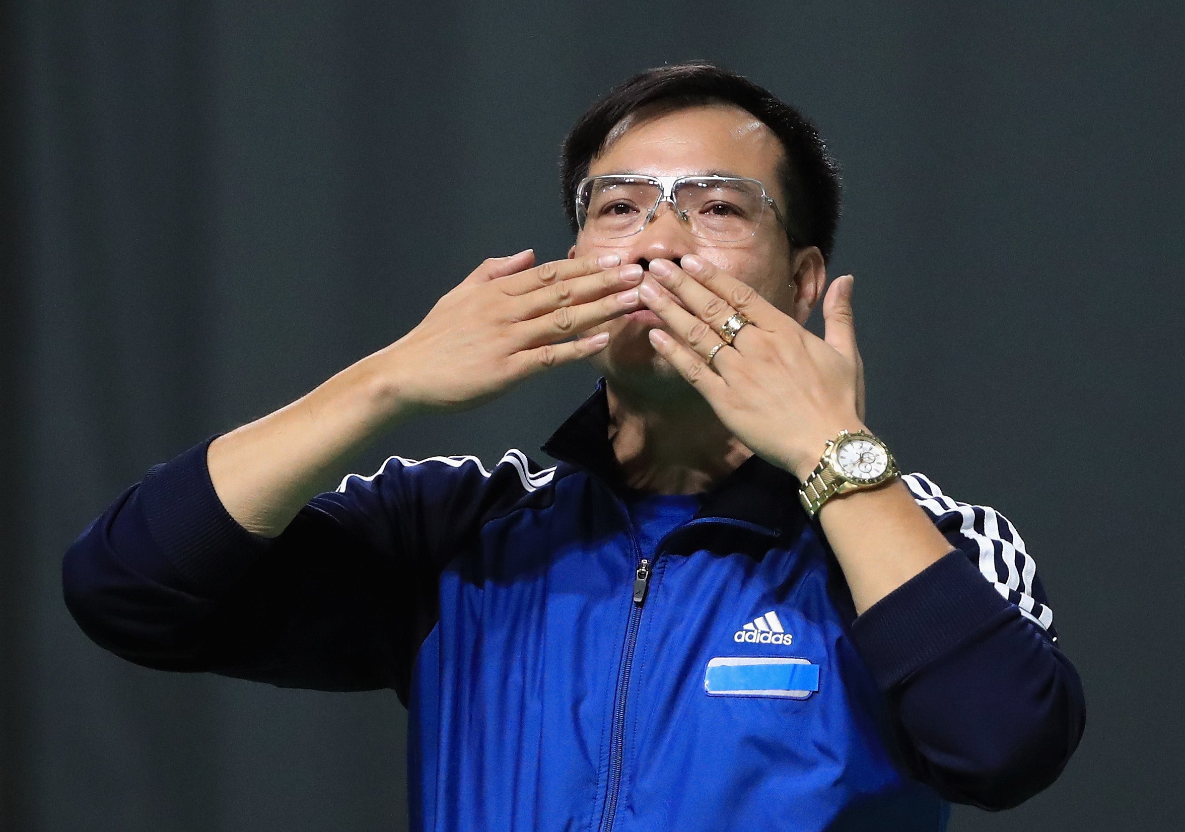 Primer oro olímpico de Vietnam: un tirador miope del Ejército que entrenaba sin balas Primer oro olímpico de Vietnam: un tirador miope del Ejército que entrenaba sin balas