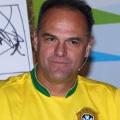 El exjugador de baloncesto brasileño, Oscar Schmidt Becerra
