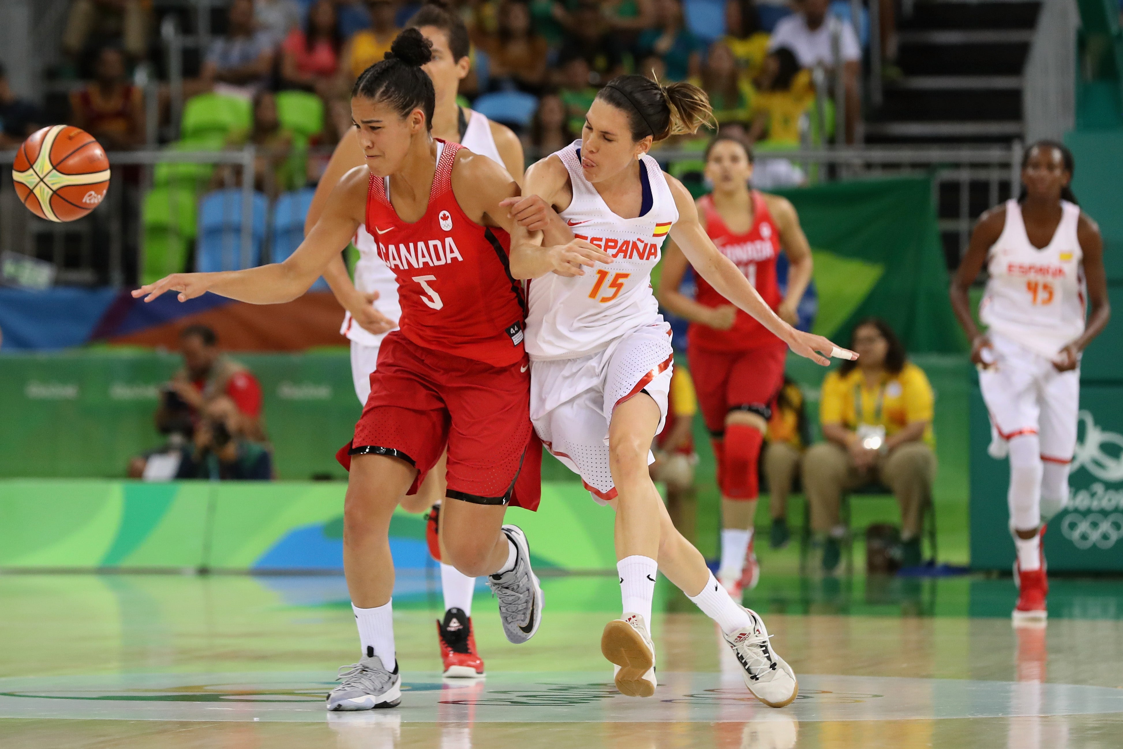 La selección femenina de baloncesto gana a Canadá y se medirá a Turquía en cuartos La selección femenina de baloncesto gana a Canadá y se medirá a Turquía en cuartos