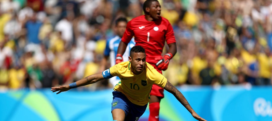Neymar celebra su gol contra Honduras en los Juegos Neymar celebra su gol contra Honduras en los Juegos