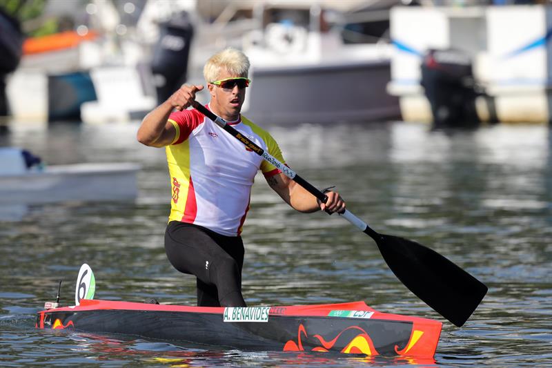 'Sete' Benavides se queda a sólo 21 milésimas del bronce en la final de C-1 200 metros 'Sete' Benavides se queda a sólo 21 milésimas del bronce en la final de C-1 200 metros