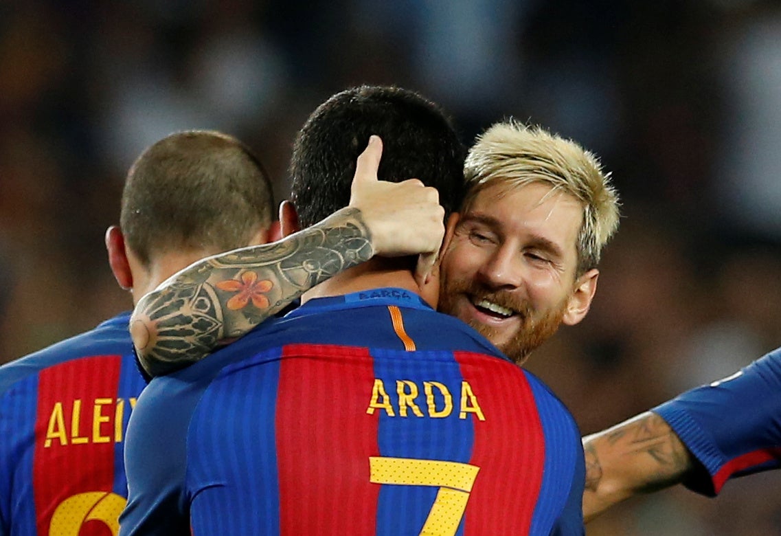 El Barça conquista la Supercopa de España tras ganar al Sevilla por 3-0 El Barça conquista la Supercopa de España tras ganar al Sevilla por 3-0
