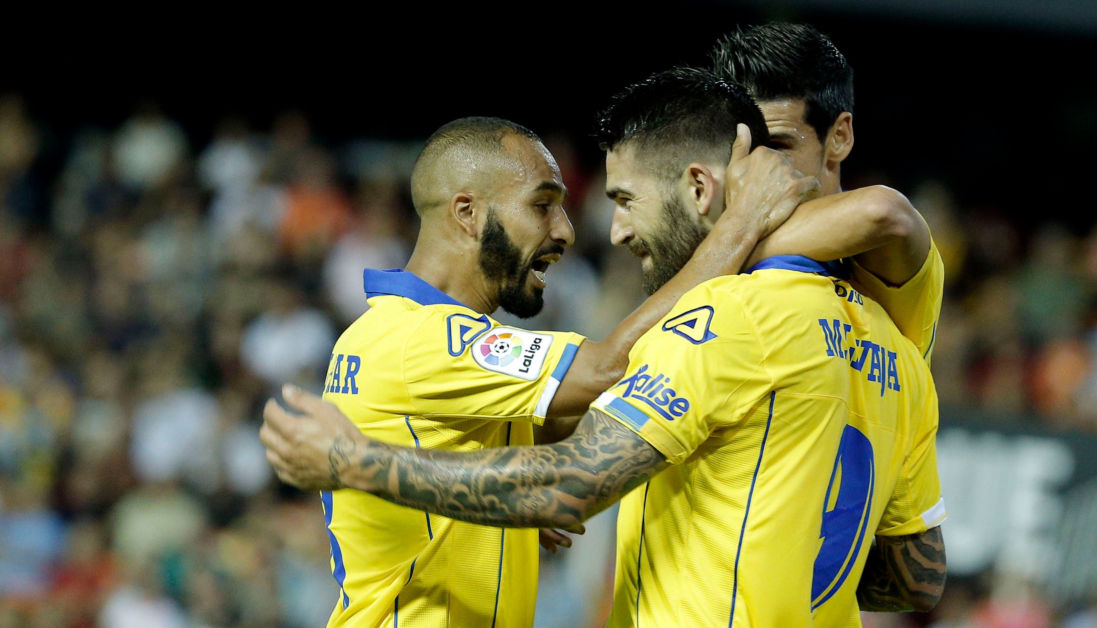 Las Palmas derrota al Valencia en su visita a Mestalla Las Palmas derrota al Valencia en su visita a Mestalla