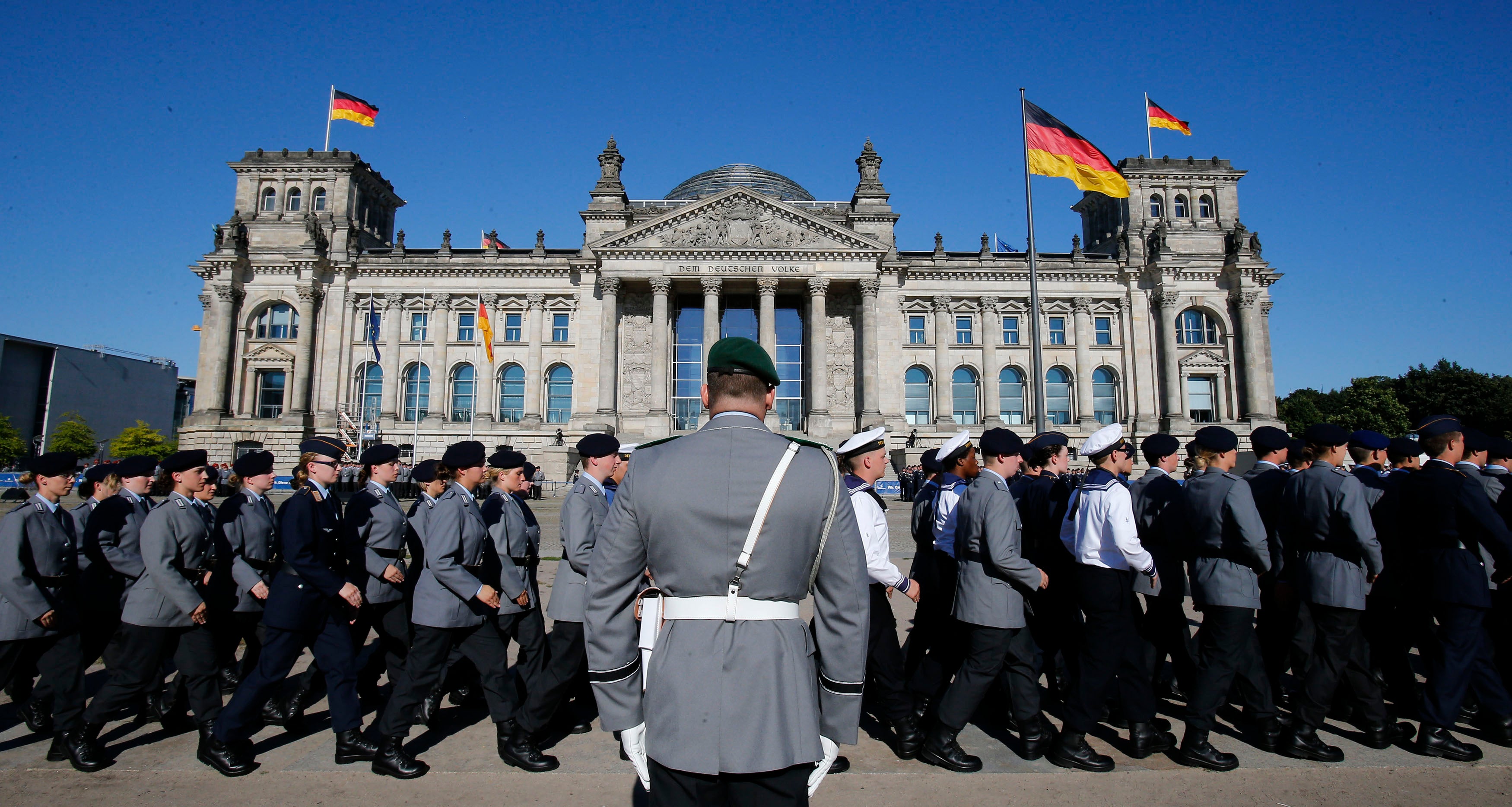 Berlín planea reintroducir el servicio militar obligatorio en situaciones críticas Berlín planea reintroducir el servicio militar obligatorio en situaciones críticas