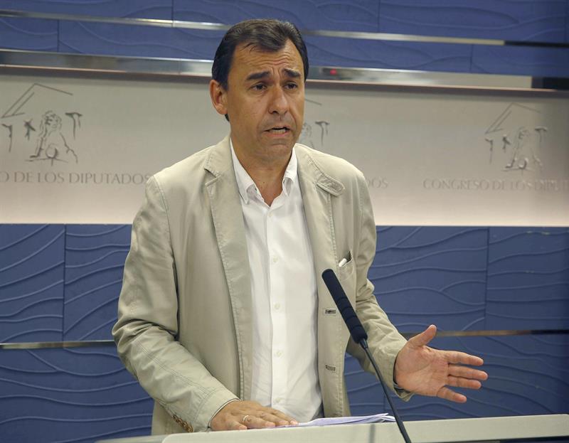 Fernando Martínez-Maillo:"Cualquier opción de Gobierno pasa porque el PSOE se mueva" Fernando Martínez-Maillo:"Cualquier opción de Gobierno pasa porque el PSOE se mueva"