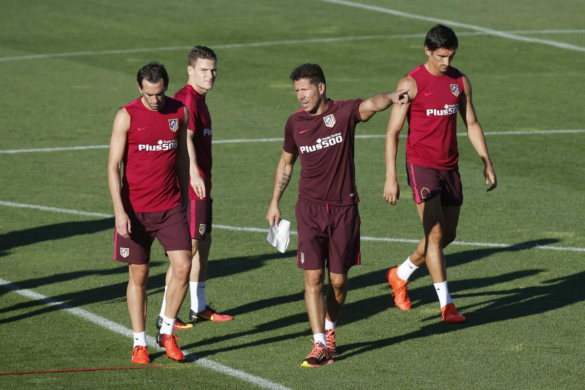 Simeone prueba con Gameiro y Griezmann en el ataque para el partido contra el Leganés Simeone prueba con Gameiro y Griezmann en el ataque para el partido contra el Leganés