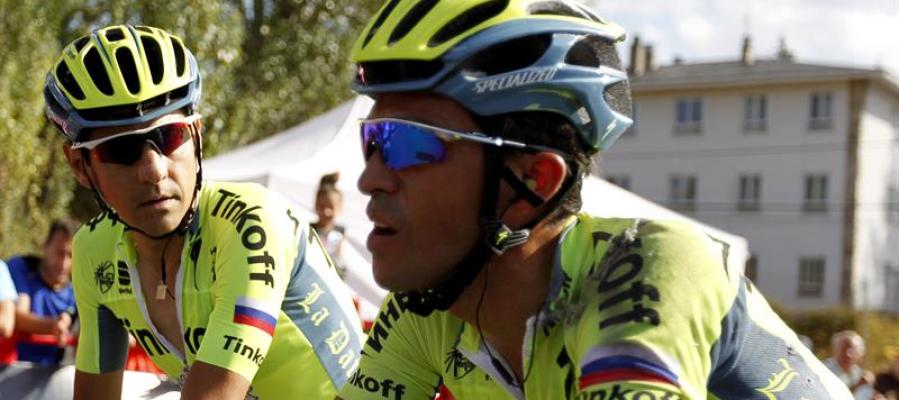 Alberto Contador, a su paso por meta en la etapa de la Vuelta a España Alberto Contador, a su paso por meta en la etapa de la Vuelta a España