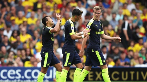 Alexis S&aacute;nchez celebra un gol con el Arsenal