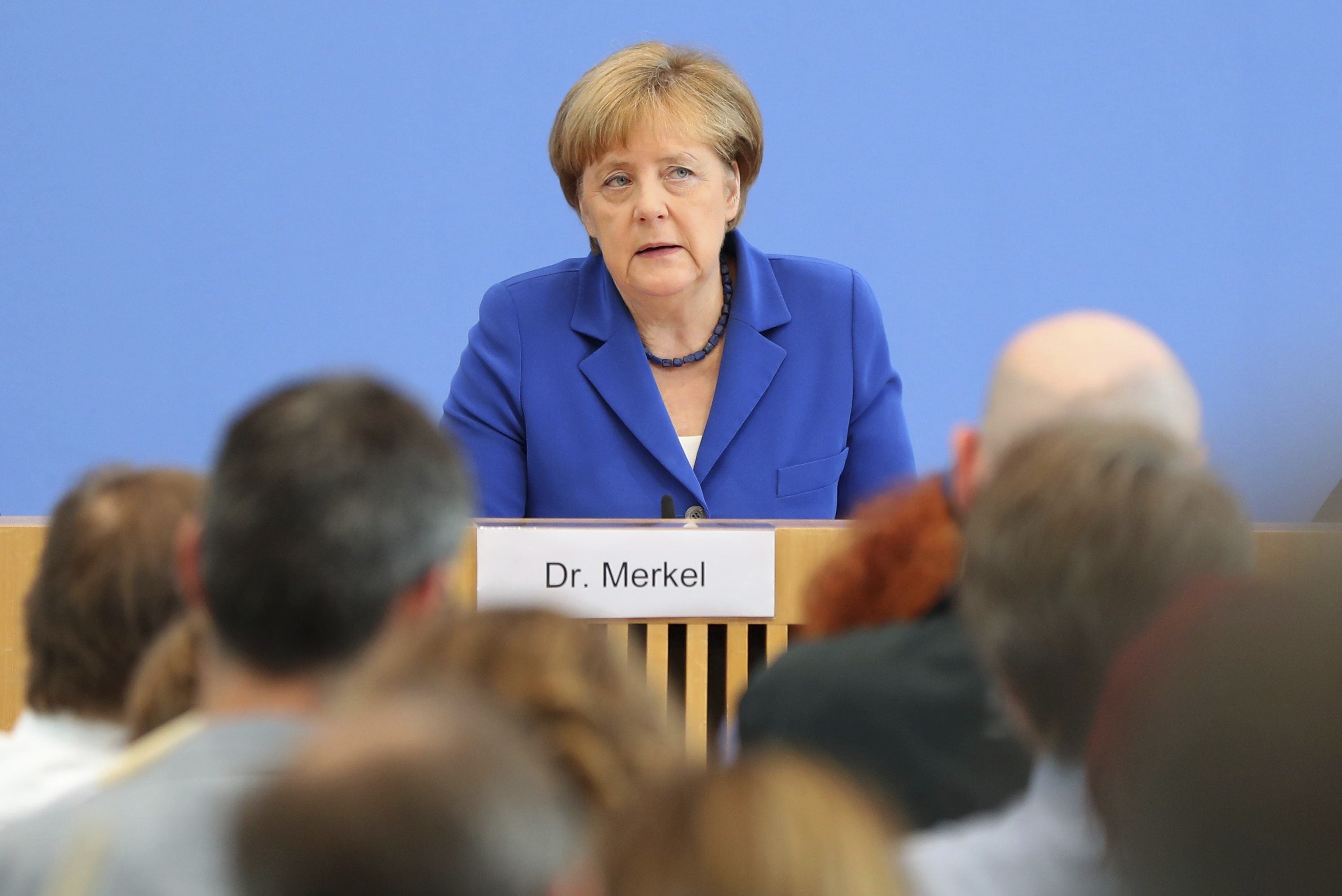 Merkel reconoce la "situación crítica" de la UE y espera un acuerdo sobre la nueva agenda Merkel reconoce la "situación crítica" de la UE y espera un acuerdo sobre la nueva agenda