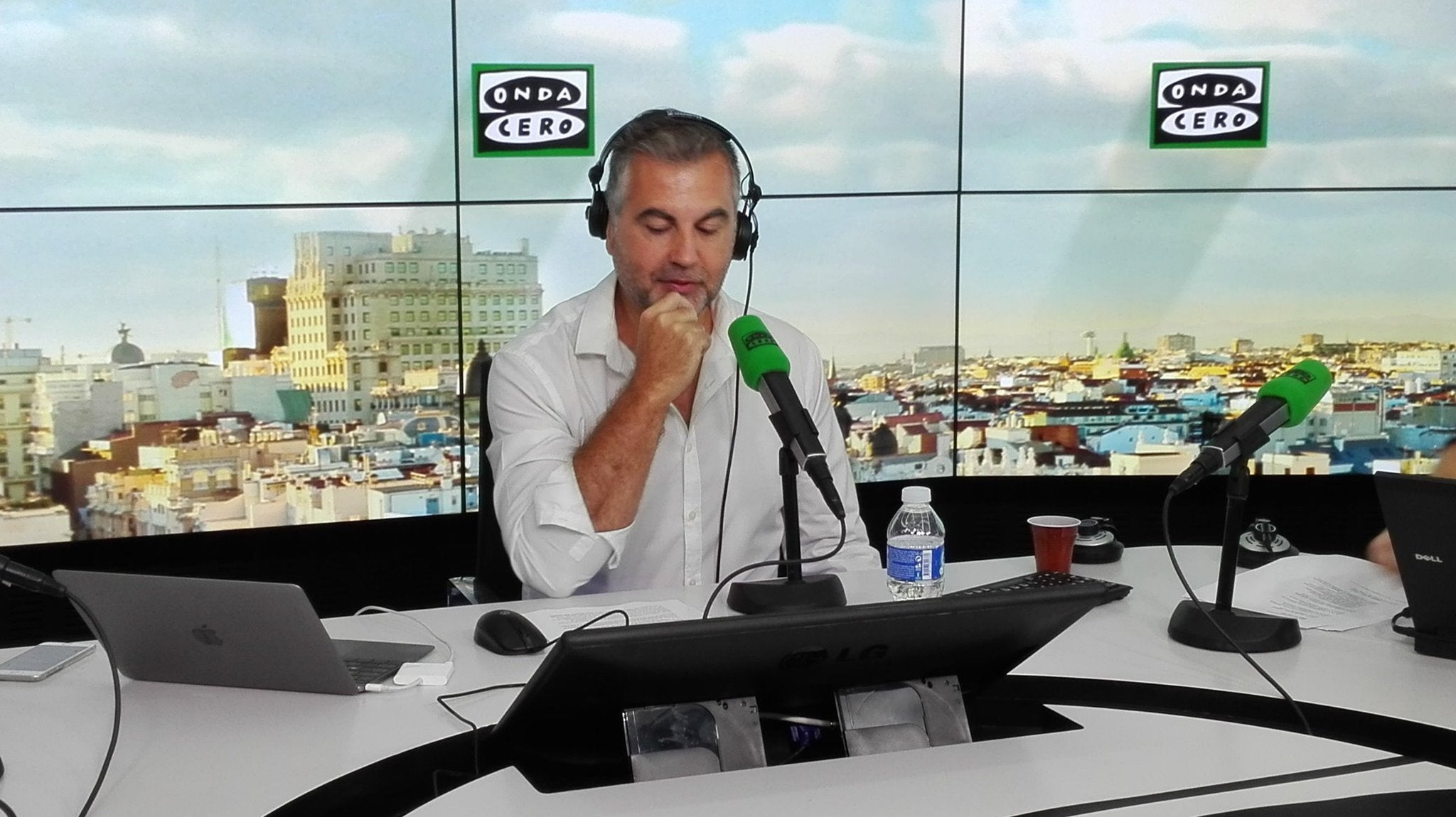 Monólogo de Alsina: "Cuando se vio que Renzi iba en serio, el referéndum se hizo plebiscito" Monólogo de Alsina: "Cuando se vio que Renzi iba en serio, el referéndum se hizo plebiscito"