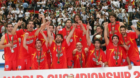 La selecci&oacute;n espa&ntilde;ola de baloncesto, campeona del mundo en 2006