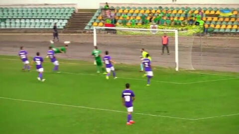 Golazo de escorpi&oacute;n en Ucrania