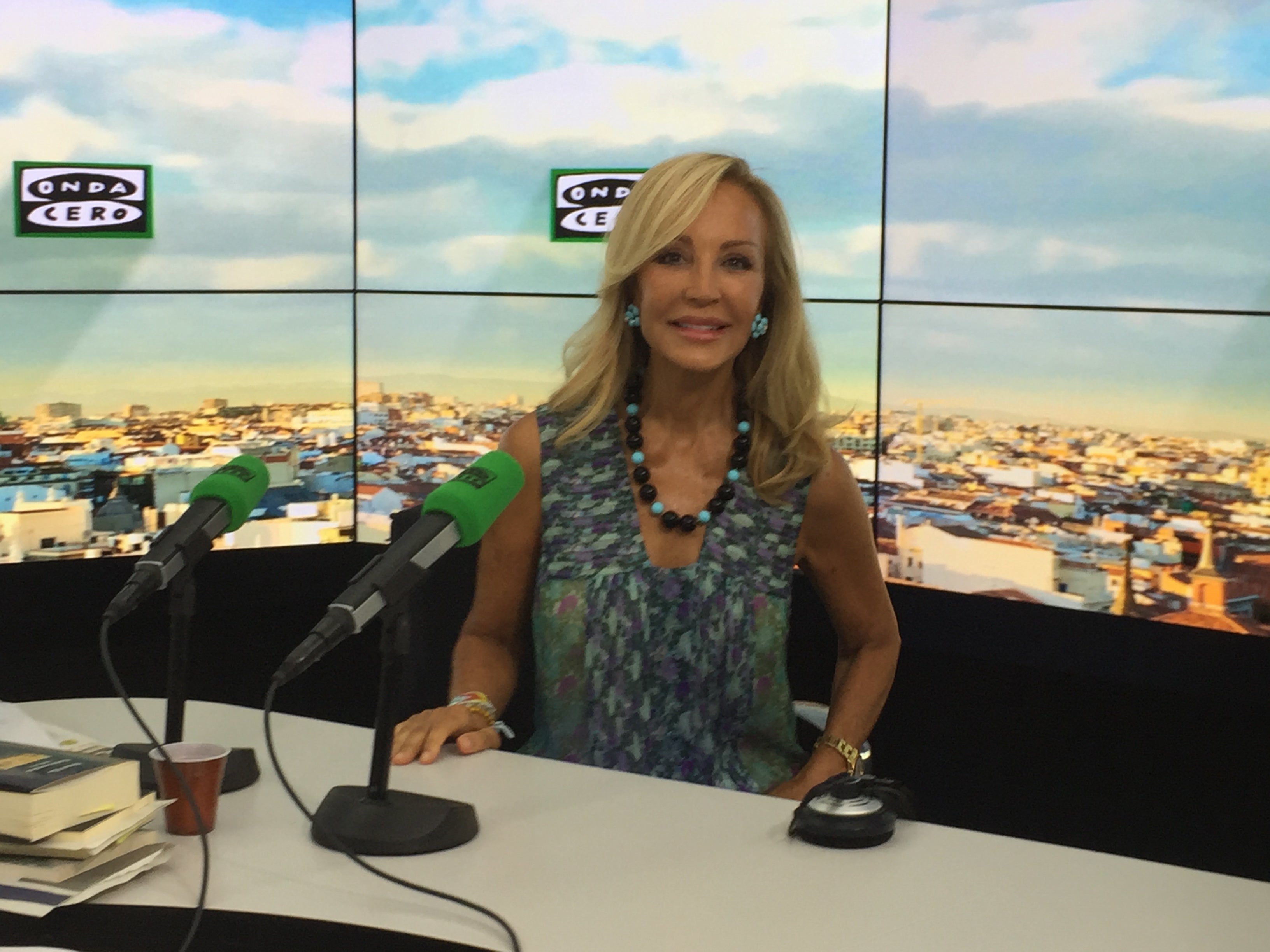 Carmen Lomana: "Vivo de mi patrimonio fundamentalmente y si trabajo en diferentes actividades me pagan" Carmen Lomana: "Vivo de mi patrimonio fundamentalmente y si trabajo en diferentes actividades me pagan"