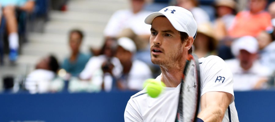 Andy Murray se impuso a Paolo Lorenzi tras más de tres horas de partido Andy Murray se impuso a Paolo Lorenzi tras más de tres horas de partido