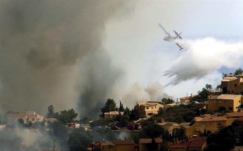 Juan Carlos Moragues: "Posiblemente en unas horas se pueda decretar el incendio de Jávea estabilizado" Juan Carlos Moragues: "Posiblemente en unas horas se pueda decretar el incendio de Jávea estabilizado"