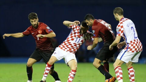 Croacia y Turqu&iacute;a empatan en su camino hacia Rusia (1-1).