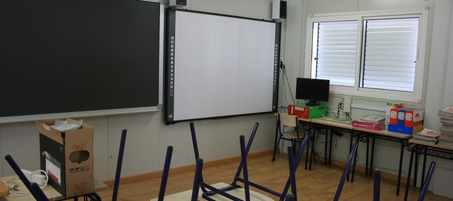 Entre las novedades para este ciclo figuran las pizarras digitales que estrenarán los alumnos del centro Santa Quitèria. Entre las novedades para este ciclo figuran las pizarras digitales que estrenarán los alumnos del centro Santa Quitèria.