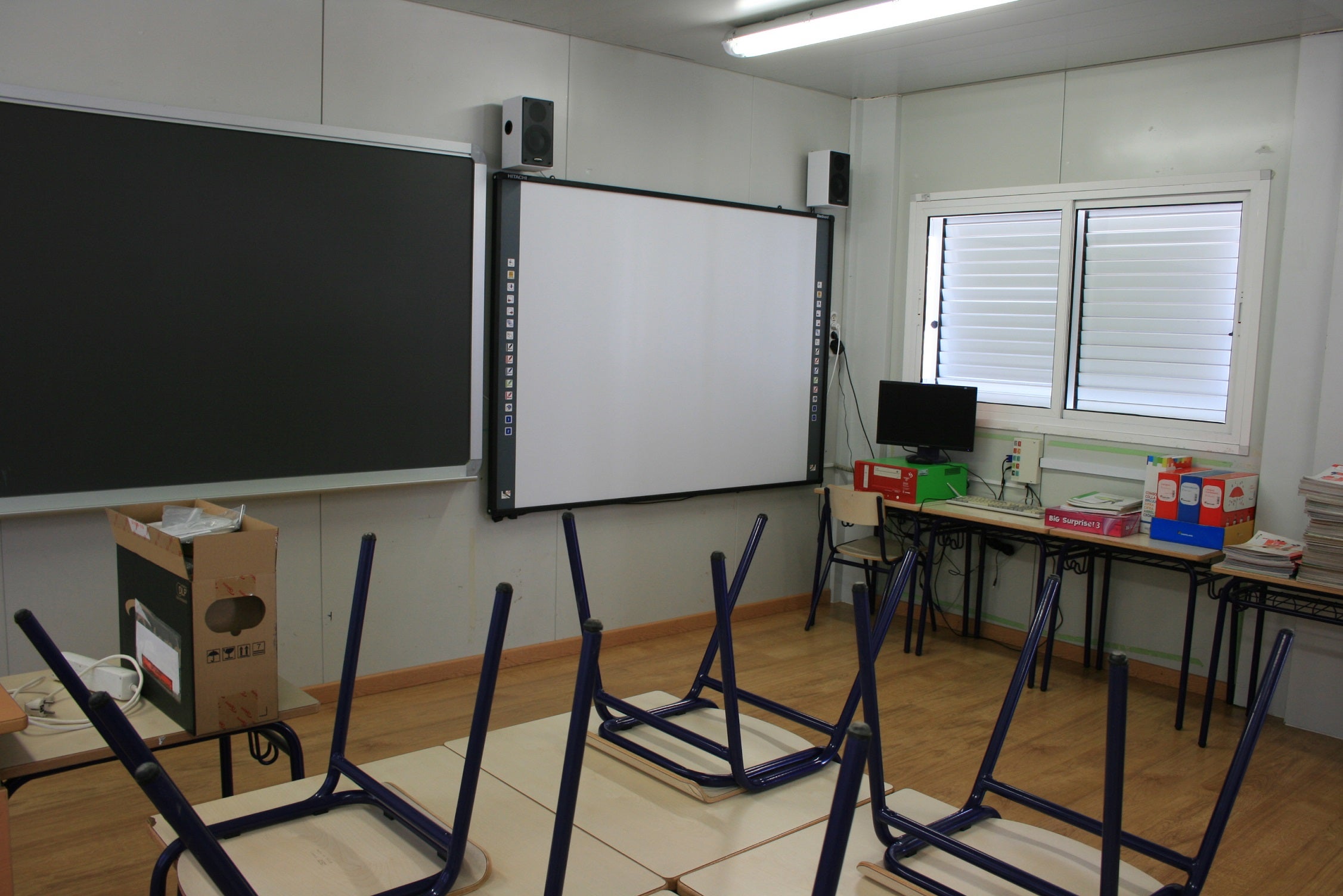 Algunos centros educativos de la Comunitat Valenciana valorarán en la admisión que ambos padres trabajen o que asistan a actividades parroquiales Algunos centros educativos de la Comunitat Valenciana valorarán en la admisión que ambos padres trabajen o que asistan a actividades parroquiales