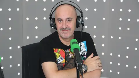 Roberto López- Herrero en los estudios de Onda Cero Roberto López- Herrero en los estudios de Onda Cero