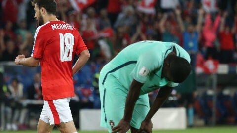 William Carvalho, cabizjao en la derrota lusa en Suiza.