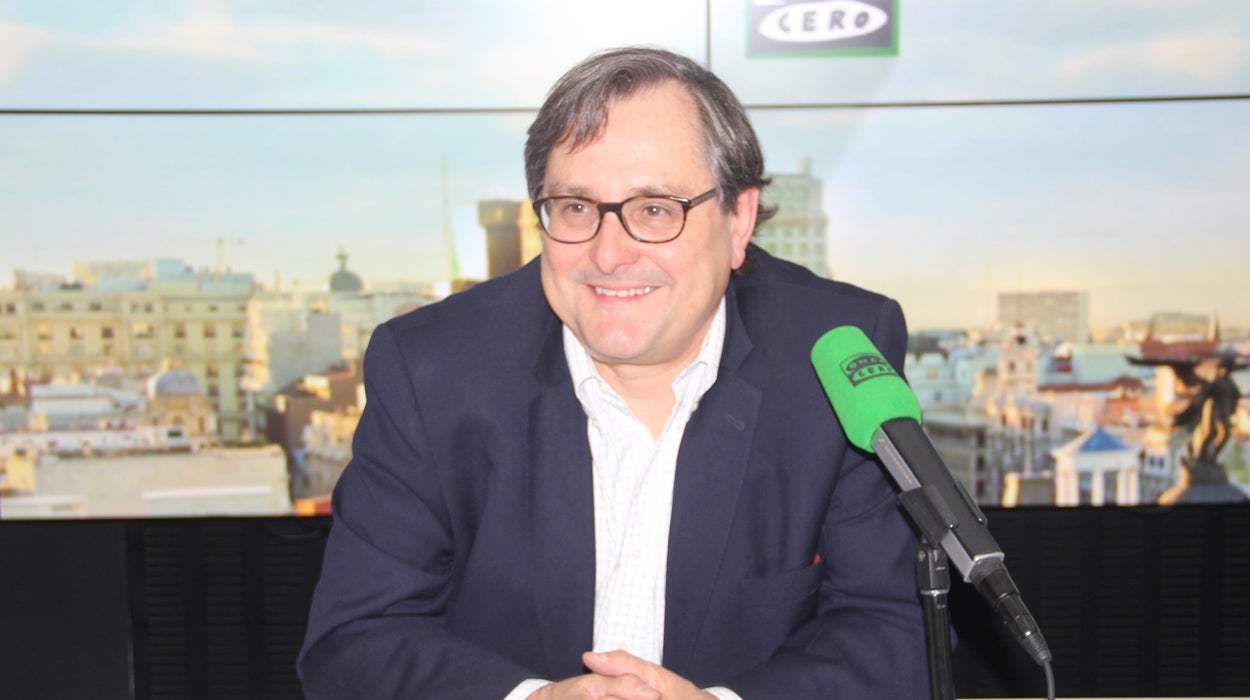 Paco Marhuenda, director de 'La Razón': "La crisis del papel no va a suponer la desaparición de los periódicos" Paco Marhuenda, director de 'La Razón': "La crisis del papel no va a suponer la desaparición de los periódicos"