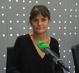 Pilar Gómez en los estudios de Onda Cero