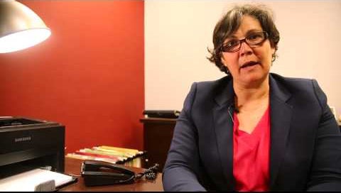Eva García: "El paso a nivel con barreras de O Porriño tiene que ser retirado sí o sí" Eva García: "El paso a nivel con barreras de O Porriño tiene que ser retirado sí o sí"