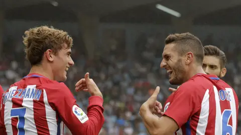 Griezmann y Koke celebran un gol del Atlético de Madrid Griezmann y Koke celebran un gol del Atlético de Madrid