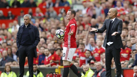 Pique entre Guardiola y Rooney