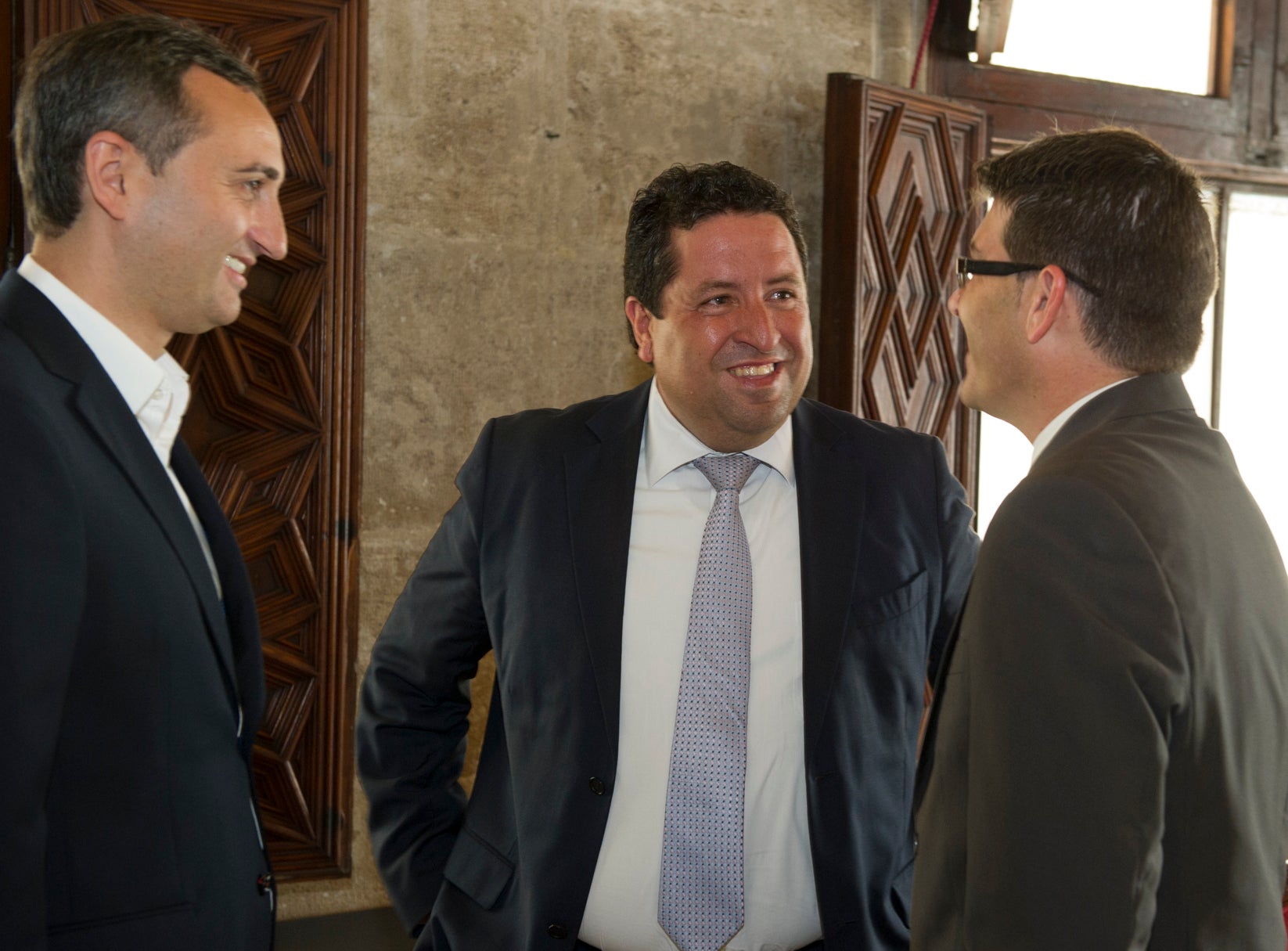 Castellón acoge la primera cumbre de diputaciones de la Comunitat Valenciana para potenciar los servicios comunes Castellón acoge la primera cumbre de diputaciones de la Comunitat Valenciana para potenciar los servicios comunes