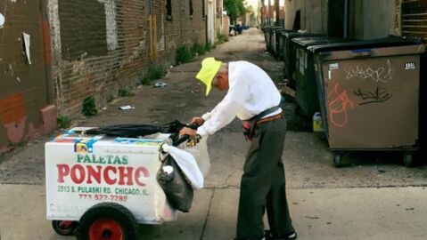 Vendedor de helados de 89 a&ntilde;os en Chicago