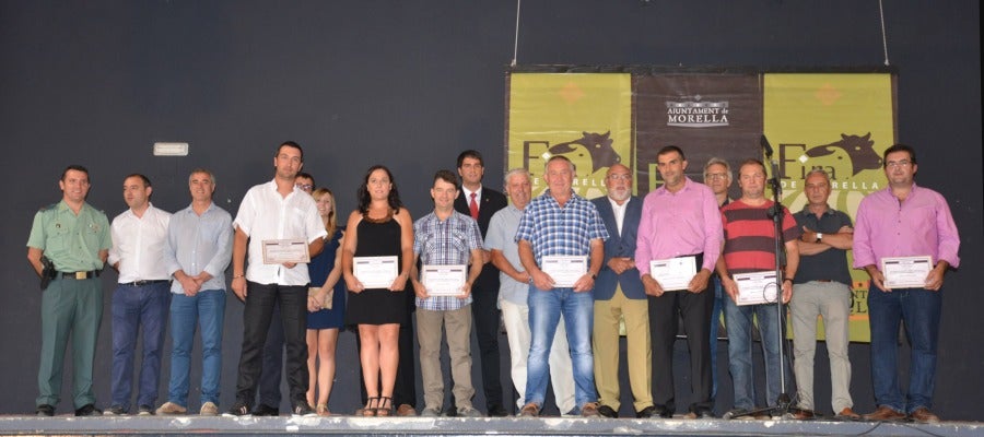 Los homenajeados en la Fira han sido Miguel Pitarch, Ramón Tena, José Miguel Barreda, Rafael Martín, Manolo Guimerà, Amadeo Sorribes, Joel Pascual y Silvia Ferrer. Los homenajeados en la Fira han sido Miguel Pitarch, Ramón Tena, José Miguel Barreda, Rafael Martín, Manolo Guimerà, Amadeo Sorribes, Joel Pascual y Silvia Ferrer.