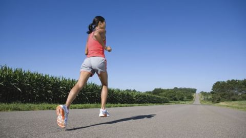 Mujer corriendo