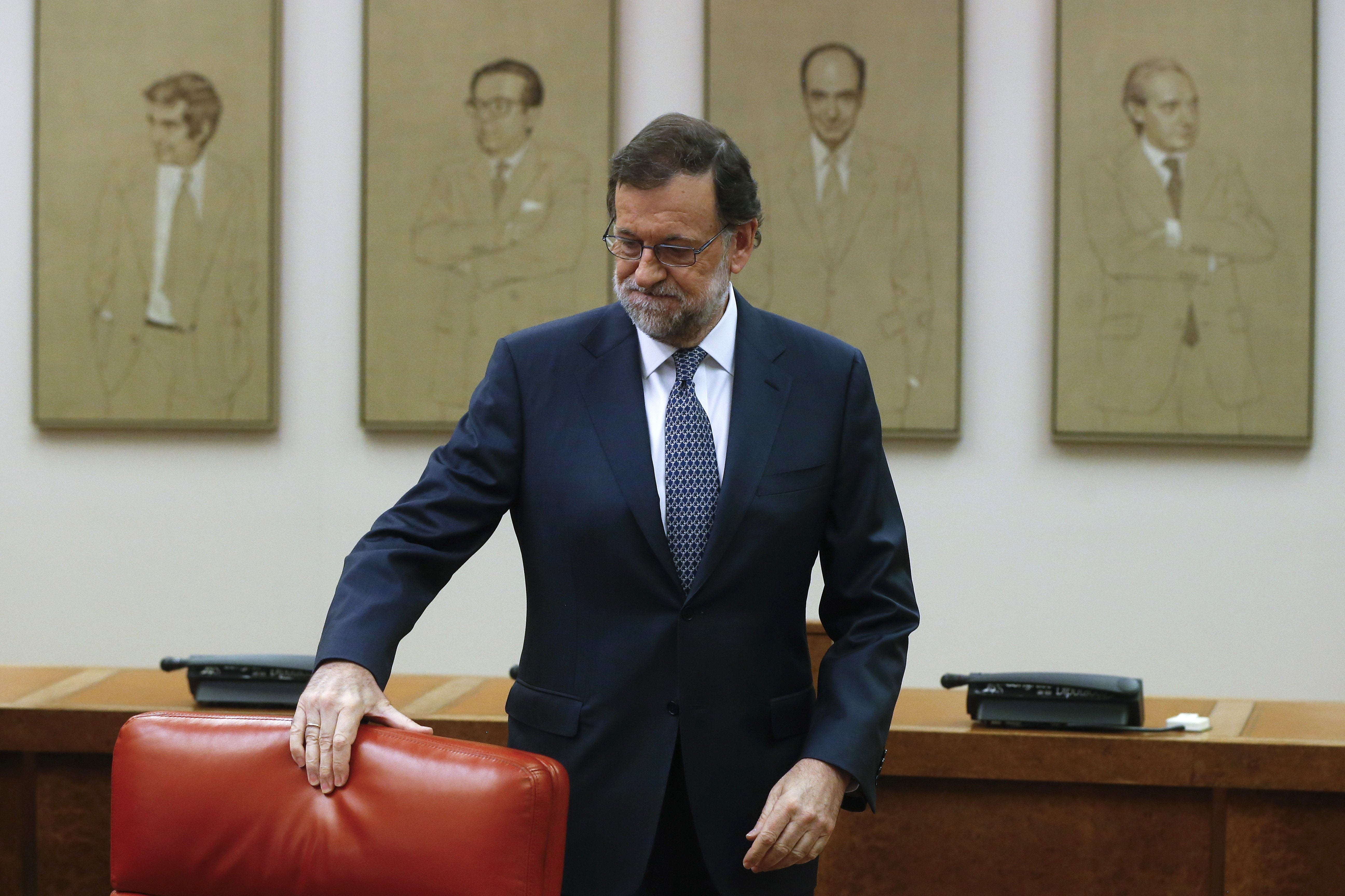 Rajoy elude comentar la decisión de Rita Barberá de mantener su escaño Rajoy elude comentar la decisión de Rita Barberá de mantener su escaño