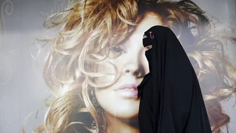 Mujer con burka Mujer con burka