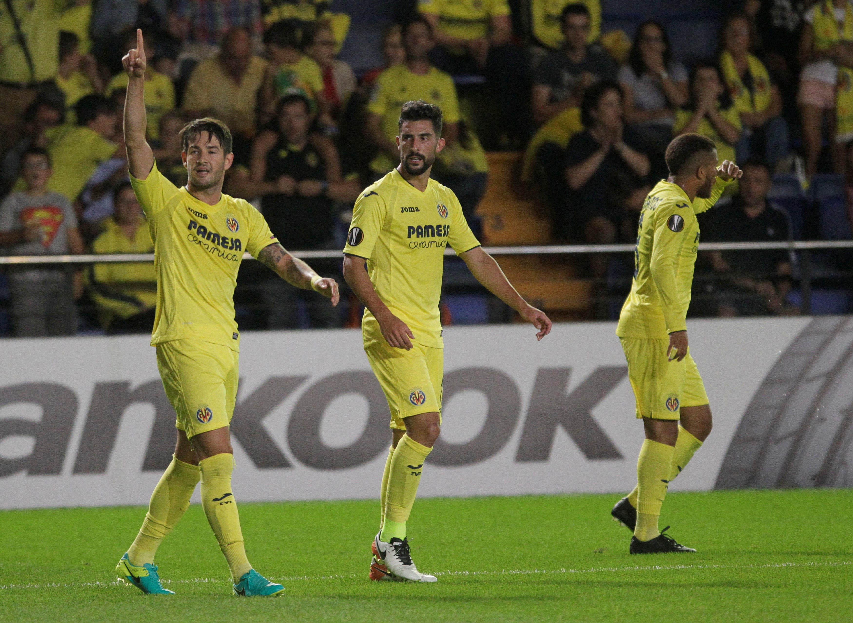 Pato y Dos Santos firman la remontada del Villarreal frente al Zúrich Pato y Dos Santos firman la remontada del Villarreal frente al Zúrich