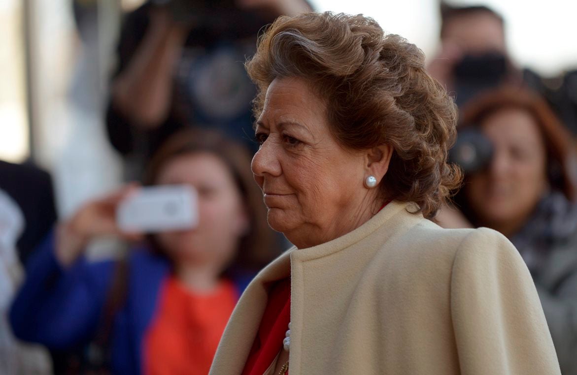 La Tertulia: ¿Rita Barberá se atrinchera en el Senado? La Tertulia: ¿Rita Barberá se atrinchera en el Senado?