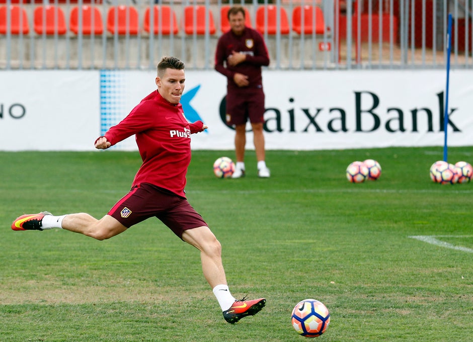 Principio de acuerdo entre Gameiro y el Valencia a falta de las negociaciones con el Atlético de Madrid Principio de acuerdo entre Gameiro y el Valencia a falta de las negociaciones con el Atlético de Madrid