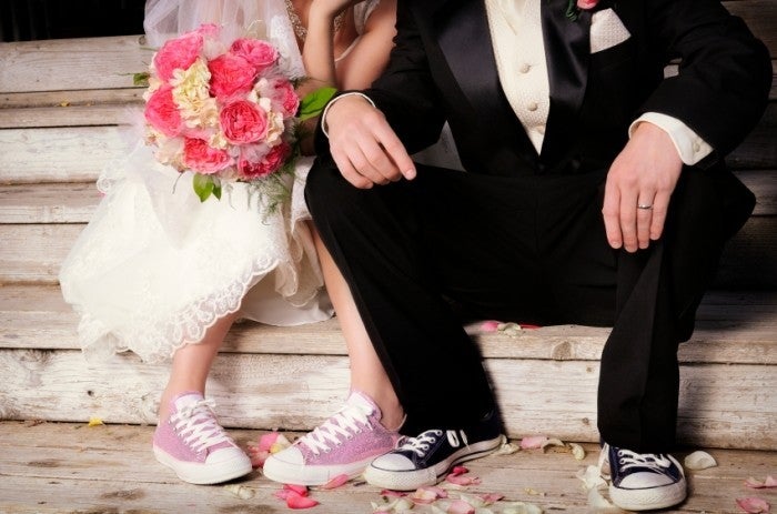 Territorio Comanche: Novias estadounidenses que se casan en zapatillas de deporte Territorio Comanche: Novias estadounidenses que se casan en zapatillas de deporte