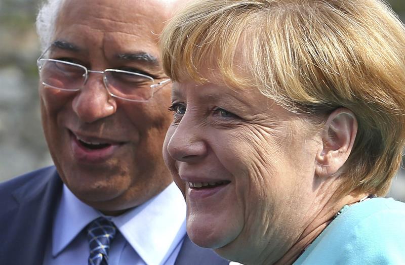 Merkel anuncia un plan para dar un nuevo rumbo a la Unión Europea Merkel anuncia un plan para dar un nuevo rumbo a la Unión Europea